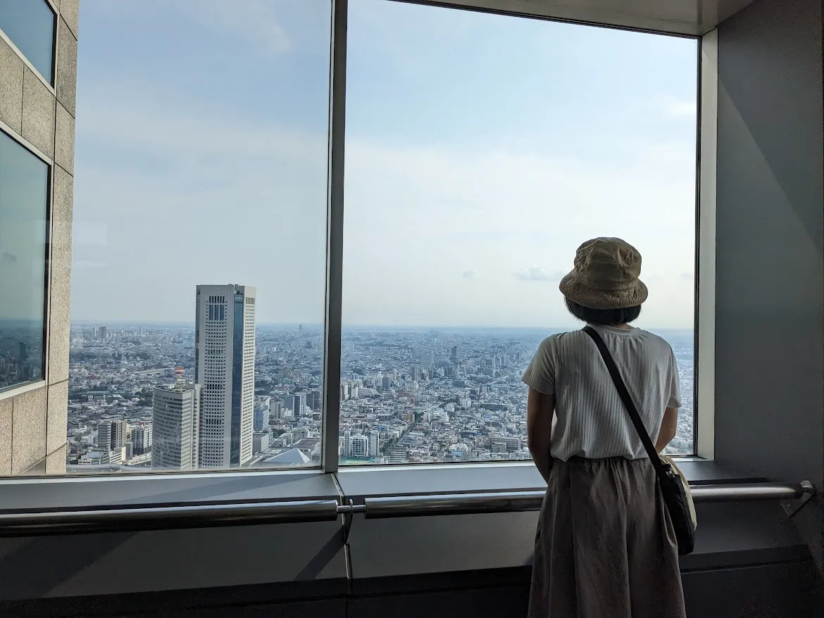 旅遊／東京都廳v.s東京鐵塔，誰視野好？順便來點壽司和蕎麥麵吧！（番外）